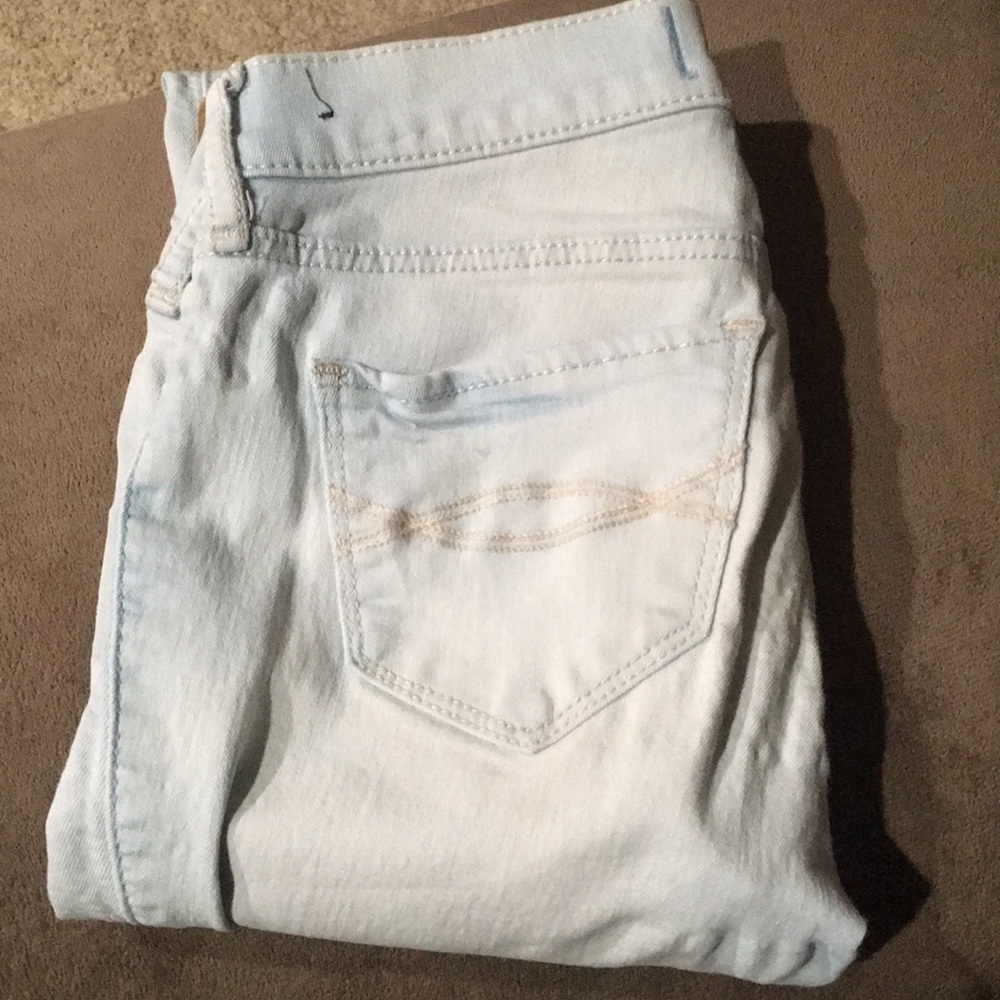 Very Light Wash Abercrombie Kids Jeans